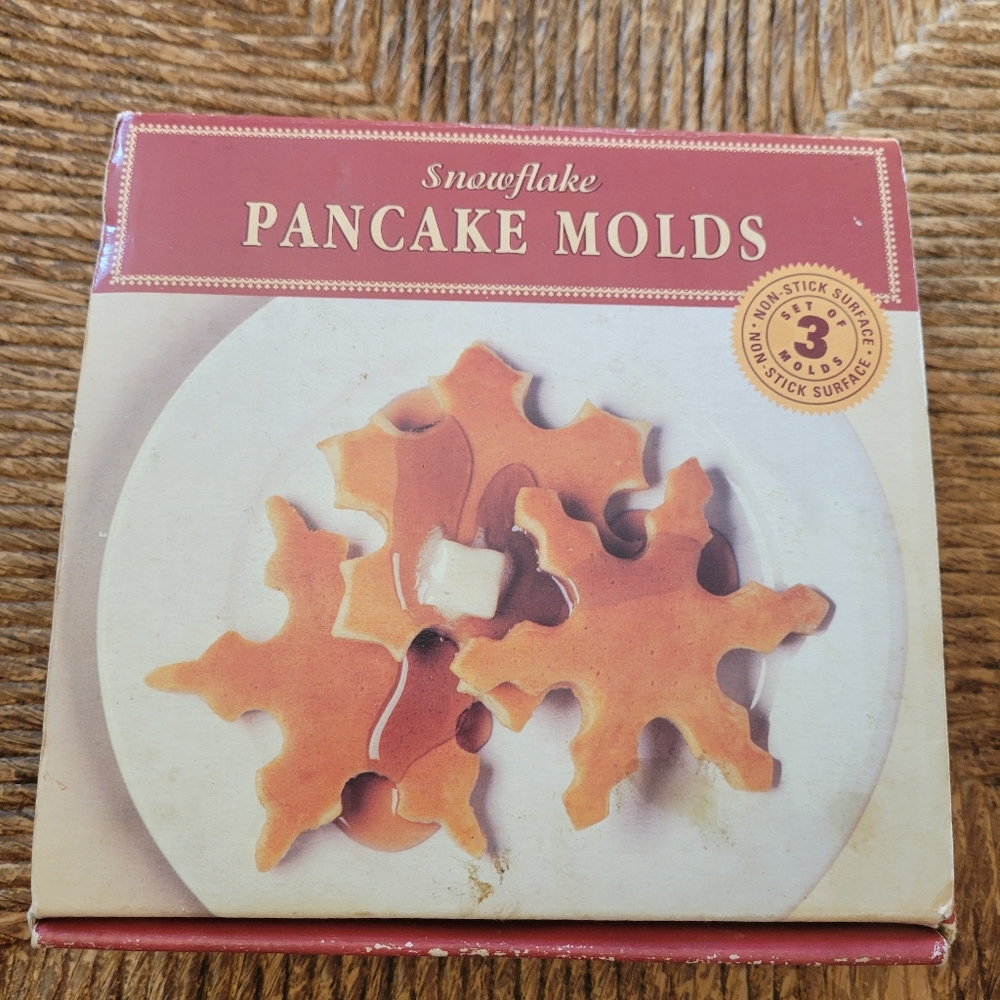 Vintage Williams-Sonoma Snowflake Pancake Molds